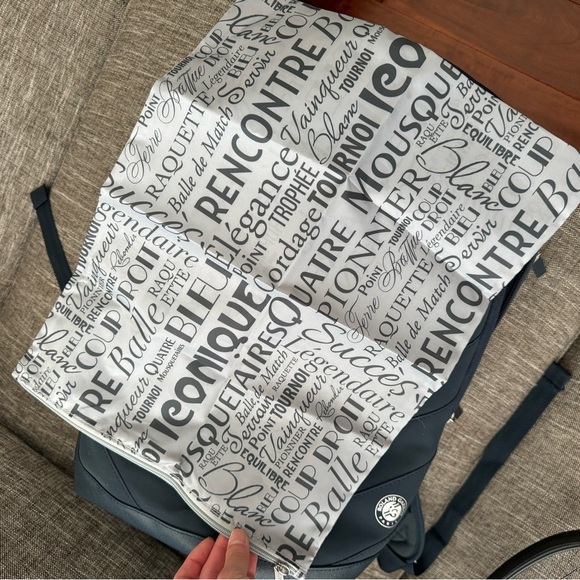 Wilson Roland Garros Backpack limited edition! - Picture 8 of 8